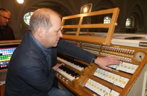 Die Orgeln werden auf Herz und Nieren geprüft, schließlich könnten sie Vorbild für die neue Orgel in Oberndorf werden. Foto: Weber