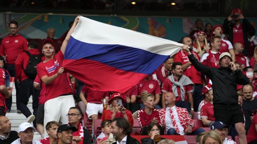 Russland bestreitet ein Testspiel gegen Serbien. Foto: dpa/Martin Meissner