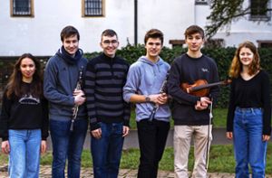 Sechs Musik-Abiturienten treten eine knappe Woche vor ihren Prüfungen nochmals im Kubus auf. Foto: Kalmbach