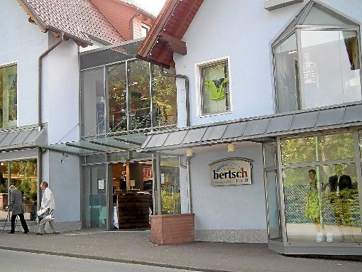 Das Modehaus Bertsch will erweitern. Foto: Stocker Foto: Schwarzwälder-Bote