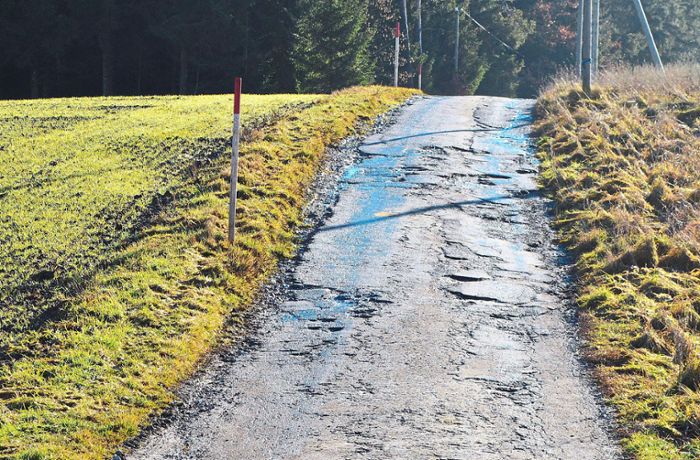 Straße in Eschbronn: Schlaglochpiste am Harzwald bleibt