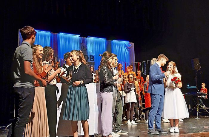 Adonia-Musical in Balingen: Jugendliche führen die Geschichte Hiobs auf