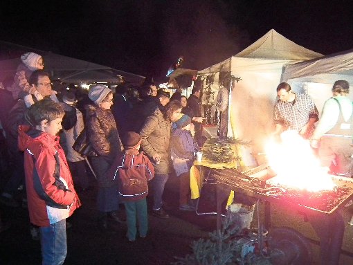 Der bergmännische Weihnachtsmarkt lockte auch in diesem jahr wieder zahlreiche Besucher an. Foto: Stocker