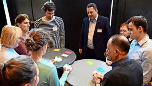 Bei interaktiven Spielen hatten die Teilnehmenden die Gelegenheit, sich selbst in Sachen Demokratie zu testen. Foto: Stadt VS/Christian Thiel