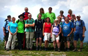 Wanderer des Schwarzwaldvereins Aichhalden erklommen die  Baiersbronner Himmelswege. Foto: Verein Foto: Schwarzwälder-Bote