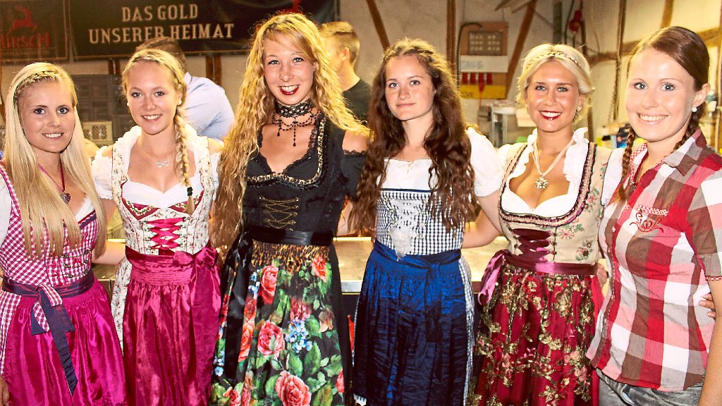 Oktoberfest Stimmung Die Schönsten Dirndl Girls Region And Land