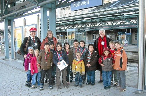 Die Reisegruppe am Rottweiler Bahnhof. Foto: privat Foto: Schwarzwälder-Bote