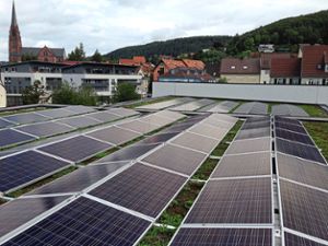 Die Bürgerenergie betreibt mittlerweile vier Anlagen an mehreren Standorten, wie hier in Nagold. Foto: Bürgerenergie Foto: Schwarzwälder Bote