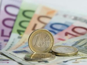 Es waren Beträge zwischen 30 und 800 Euro, die ein Kassierer in den Jahren 2010 bis 2012 veruntreute. (Symbolfoto) Foto: dpa