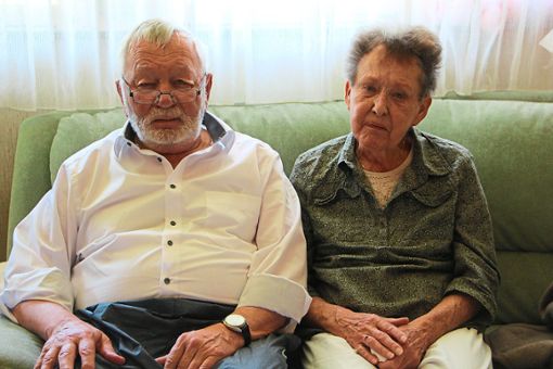 Seit 50 Jahren ein Paar: Walter und Barbara Herzog.  Foto: Weis Foto: Schwarzwälder Bote