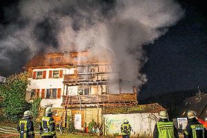 Das Haus an der Weinberghalde in Gündringen brannte nieder. Foto: Fritsch/Kauffmann