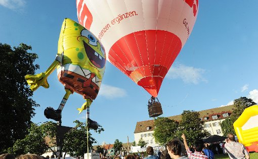Kleine und große Luftballons sind nur eine der Attraktionen des Freudenstädter Stadtfests. Foto: Hopp Foto: Schwarzwälder-Bote