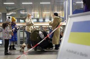 Ukrainische Flüchtlinge am Berliner Hauptbahnhof Foto: Imago/Michael Handelmann