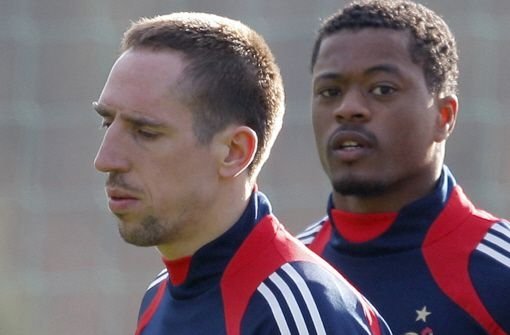 Franck Ribéry (vorne) und Patrice Evra dürfen wieder für die französische Nationalmannschaft spielen. Foto: AP