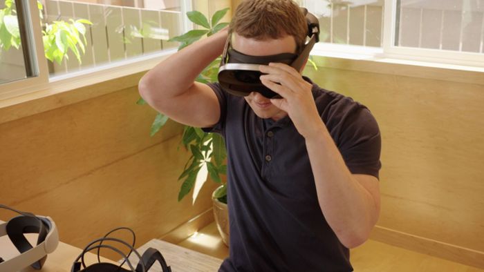 Facebook zeigt Prototypen für dünnere VR-Brillen