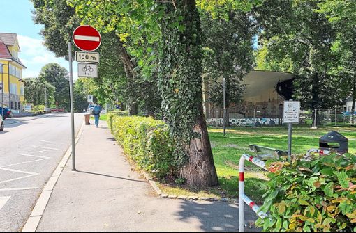 Nahe der Konzertmuschel in der Rottweiler Stadtgrabenstraße wird der 33-Jährige verletzt gefunden. Foto: Otto
