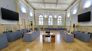 Der Schwurgerichtssaal des Hechinger Landgerichts wurde unter anderem mit neuen Bildschirmen modernisiert. Foto: Landgericht Hechingen