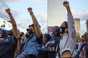 Jubel nach dem Urteil bei einer Kundgebung in Atlanta. Foto: AFP/Megan Varner