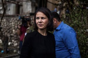 Annalena Baerbock hat Israel und seiner Bevölkerung nach dem blutigen Angriff der islamistischen Hamas die deutsche Solidarität versichert. Foto: dpa/Ilia Yefimovich