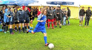 Das Kreislandjugend-Fußballturnier war auf Grund der Regengüsse in diesem Jahr ein Elfmeterschießen.  Foto: Bombardi Foto: Schwarzwälder-Bote
