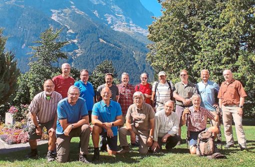 15 Bergfreunde aus Nagold und Umgebung verbrachten aktive und landschaftlich beeindruckende Tag in Grindelwald im Berner Oberland. Foto: Bernd Schmelzle