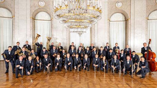 Darauf darf man sich freuen: Am 4. Mai gastiert dieses Orchester in der  Owinger Eyachtalhalle. Foto: Landespolizeiorchester