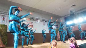 Buntes Spektakel mit Akrobatik und Tanz in Stetten