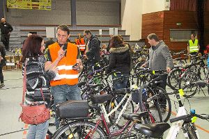 Fachkundigen Rat vor dem Radkauf haben die Besucher der RSG-Radbörse einholen können. Foto: Schwarzwälder-Bote
