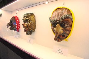 Schaurig-schöne Masken zeigt der Narrenschopf in seiner  aktuellen Wechselausstellung zum Thema Schiefe Gesichter – Groteskmasken in der Fastnacht. Foto: Reutter Foto: Schwarzwälder-Bote