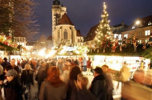 Der Stuttgarter Weihnachtsmarkt öffnet am 23. November 2011 wieder seine Pforten. Foto: dpa