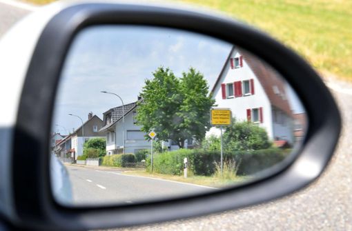 Die Geschwindigkeit im Blick behalten sollten Autofahrer künftig in Heiligenbronn. Dort wird es eine neue Blitzersäule geben. Foto: Wegner