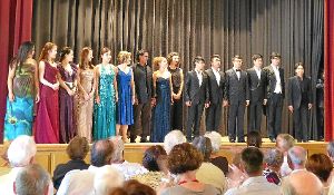 Junge Sängerinnen und Sänger, die an der diesjährigen Akademie BelCanto teilnahmen, gestalteten ein überaus ansprechendes Konzert.  Foto: Bechtle Foto: Schwarzwälder-Bote