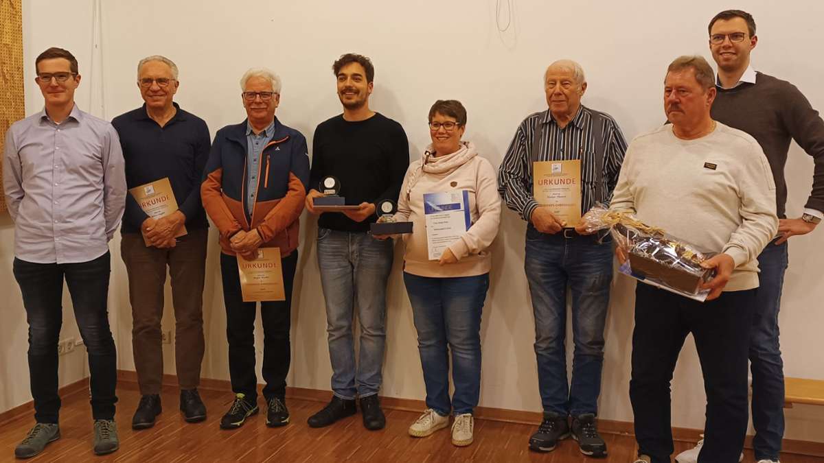 Versammlung in Ebhausen: Freundschaft der  Musikvereine gedeiht