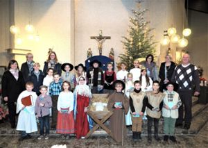 Bösinger Dritt- und Viertklässler haben in ihrem Krippenspiel die  Weihnachtsgeschichte  nachvollzogen. Foto: Hölsch Foto: Schwarzwälder Bote
