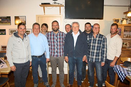 Die aktuelle Vorstandschaft der Fußballabteilung des SSV Walddorf.  Foto: Köncke Foto: Schwarzwälder Bote