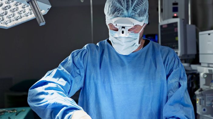 Ärzte transplantieren in Frankreich erstmals Kehlkopf