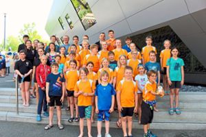 Die SG Delphin-Zollernalb stellte die größte Startgruppe – und die Schwimmer aus Balingen, Weilstetten, Hechingen, Ebingen und Tailfingen  strahlten um die Wette. Foto: Frohneck Foto: Schwarzwälder Bote