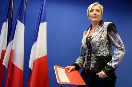 Sie eilt von einem Wahlsieg zum nächsten: Marine Le Pen, Chefin des Front National, am Wahlsonntag bei einem Auftritt vor den Medien. Foto: dpa