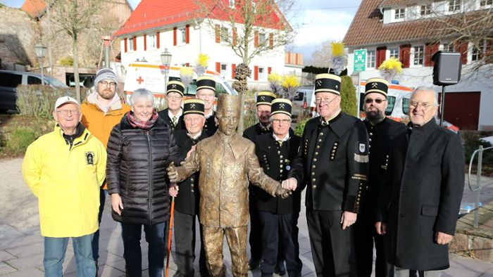 In Neubulach: Bergmann-Skulptur soll Tradition bewahren
