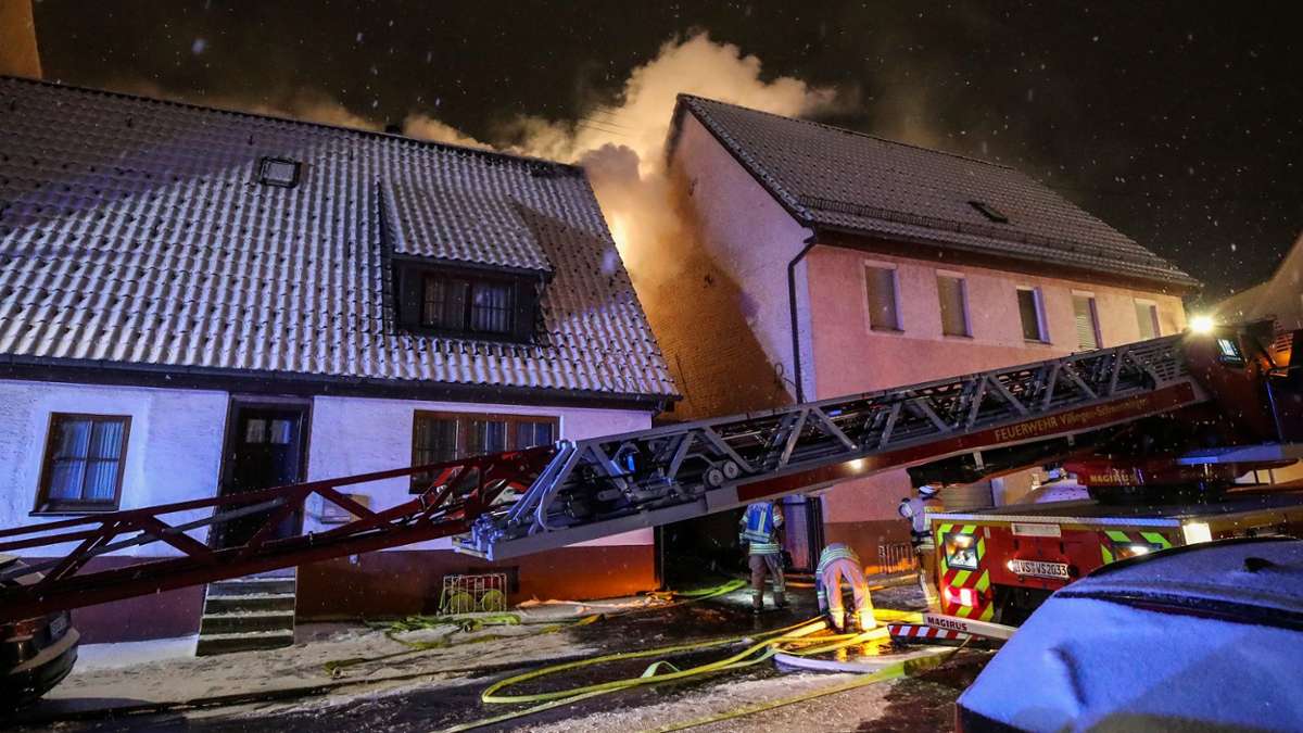 Brand in Schwenningen: Feuer greift auf zwei Wohnhäuser über