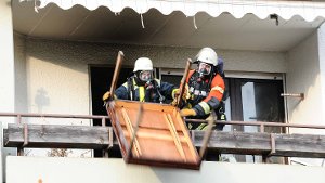 Wohnhausbrand fordert sechs Verletzte