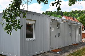 In Simmozheim stehen die bereitgestellten Container zur Unterbringung von Asylbewerbern bisher noch leer.  Foto: Bausch Foto: Schwarzwälder-Bote