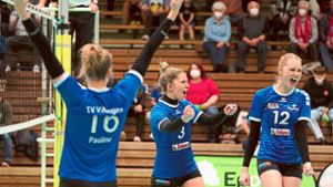 Volleyballerinnen verteidigen in Fellbach die Tabellenführung