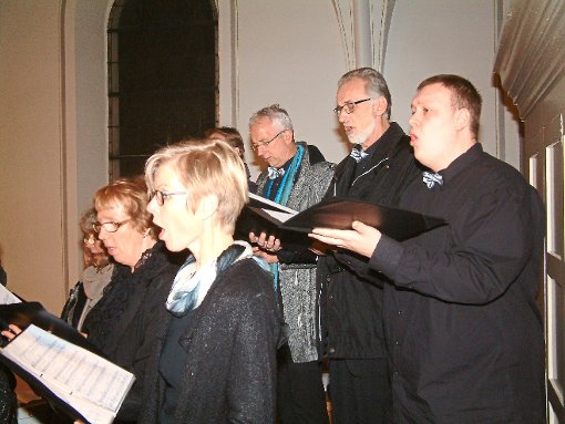Der Chor Panta Rhei gestaltete die  Festmesse zum Patrozinium in Boll mit. Foto: Beyer Foto: Schwarzwälder-Bote