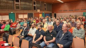 Gut besucht war die Bürgerversammlung zur Fortschreibung des Gemeindeentwicklungskonzepts in Glatten. Foto: Uwe Ade