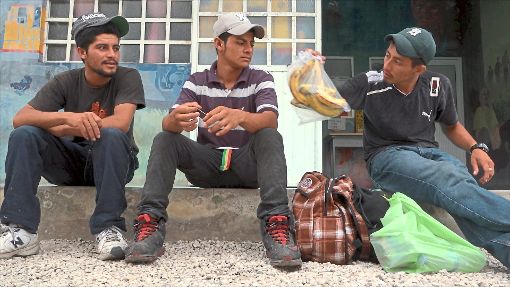 Regisseur  Hauke Lorenz begleitet Männer, Frauen und Kinder, die aus Honduras, El Salvador und Guatemala fliehen.  Foto: Lorenz Foto: Schwarzwälder-Bote