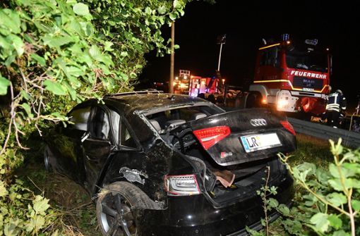 Der Audi war nach dem Unfall ein Totalschaden. Foto: Kamera24