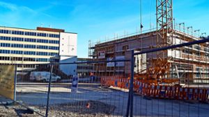 Der Neubau im Berufsschulzentrum in Ebingen wird 2,5 Millionen Euro teurer als geplant. Foto: Dunja Kuster