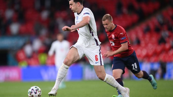 1:0 gegen Tschechien: Sterling köpft England zum Sieg