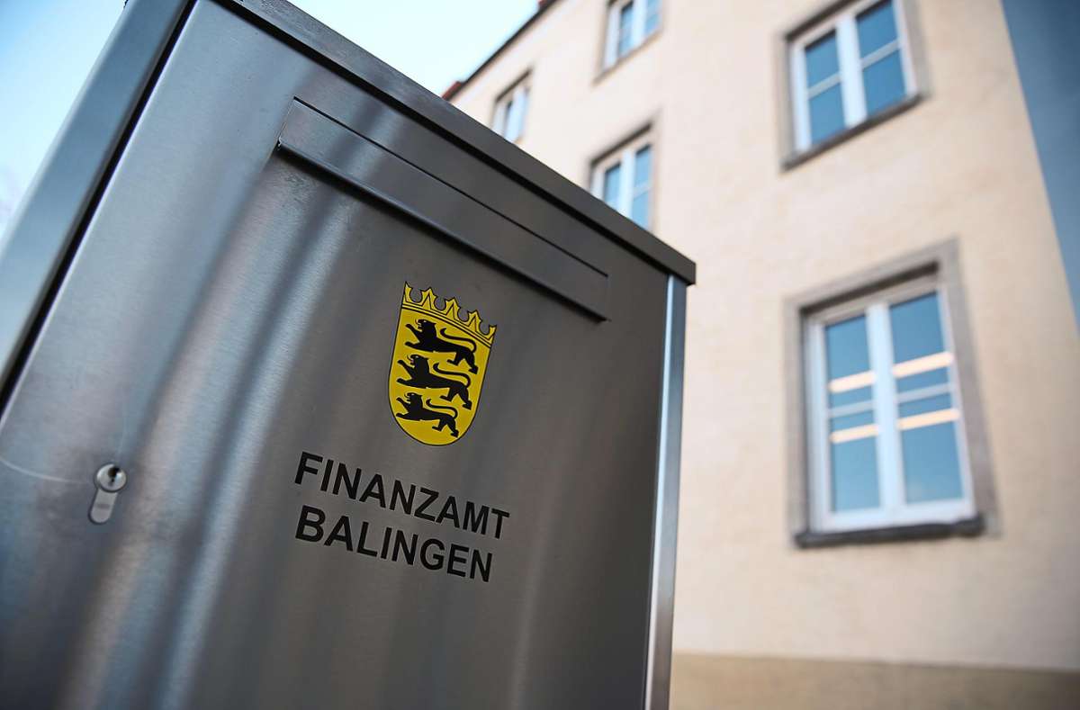 Besonders schnell bei der Bearbeitung von Steuererklärungen ist das Finanzamt Balingen. Foto: Maier